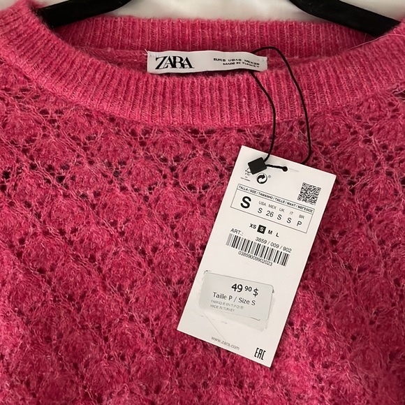 Zara pink sweater with open tie back. - Picture 3 of 3